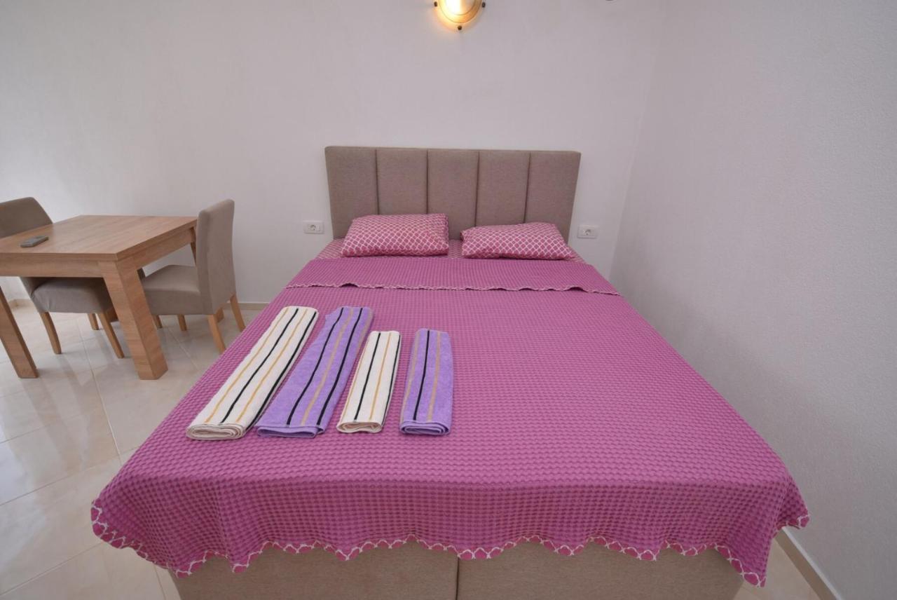 Subotic S Apartmani 리산 외부 사진