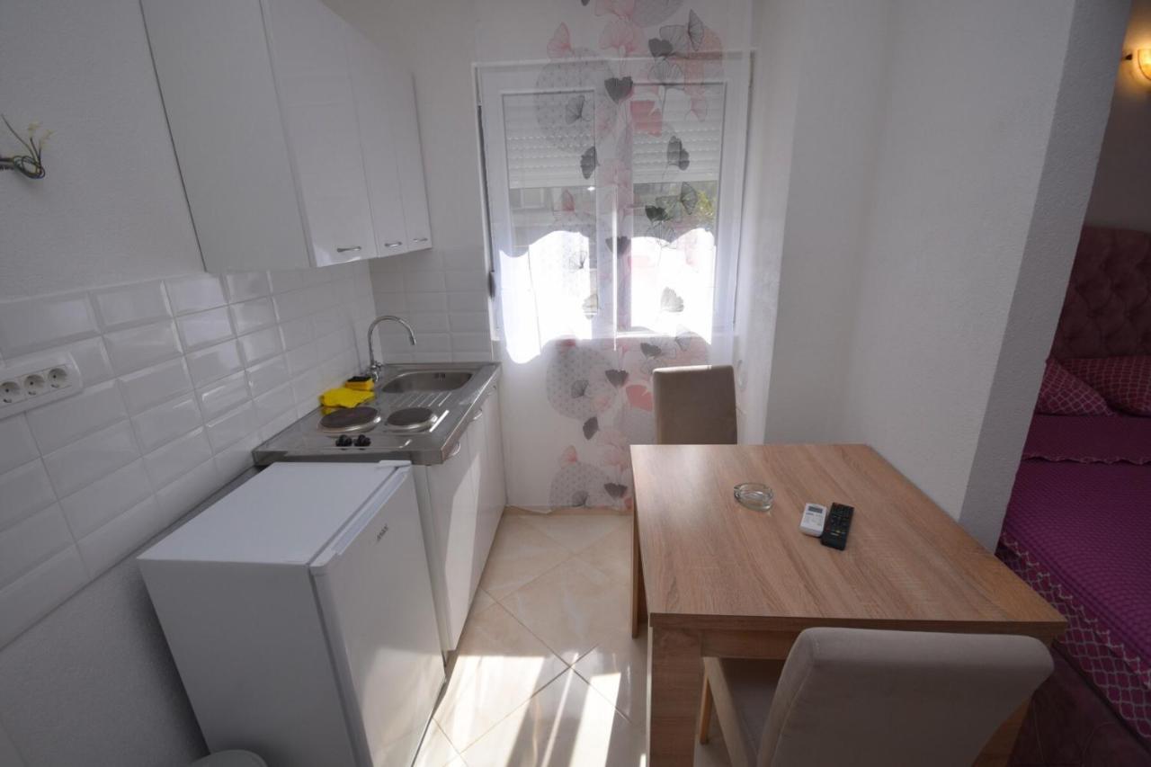 Subotic S Apartmani 리산 외부 사진